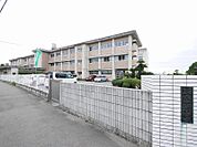 西与賀小学校(600m)