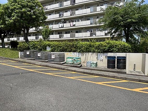 敷地内ごみ置き...