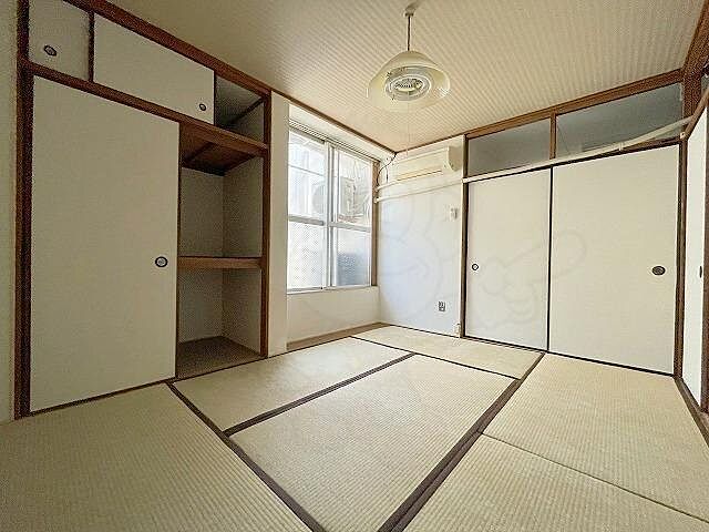 寝室