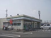 ファミリーマート　山科八代店まで20メートル