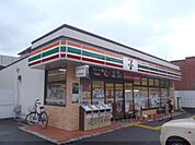セブンイレブン　醍醐大構町店まで610メートル