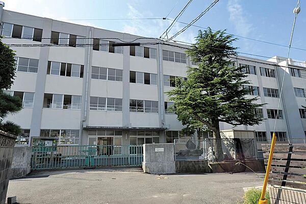 画像21:下関市立安岡小学校(1、201m)