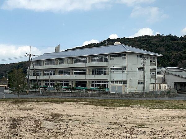 画像23:下関市立川棚小学校(1、214m)