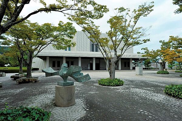 画像22:下関市立美術館(1、541m)
