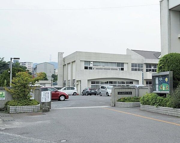 下関市立熊野小学校(282m)