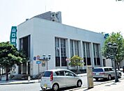 山口銀行唐戸支店(2、087m)