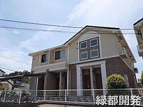 山口県下関市長府中六波町11番23号（賃貸アパート1LDK・2階・42.37㎡） その1