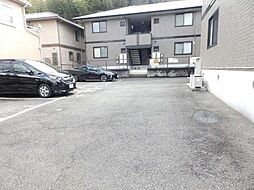 11 / 30