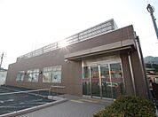西中国信用金庫長府駅前支店(626m)