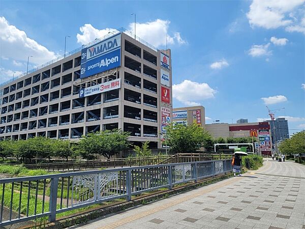 川口元郷駅前ショッピングセンター Miel（ミエル）かわぐち（745m）