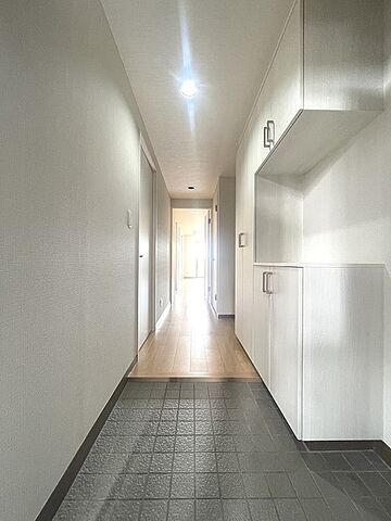 玄関 ハイホーム立川一番町 3階/-