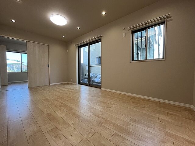 室内 立川市若葉町3丁目