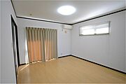2面採光の明るいお部屋