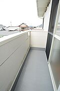 ベランダ南向きで日当たり良好