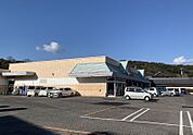 マルナカ八幡店 1132m