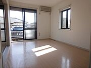 角部屋のみ出窓付き♪