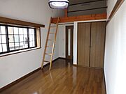 角部屋のみで窓付き