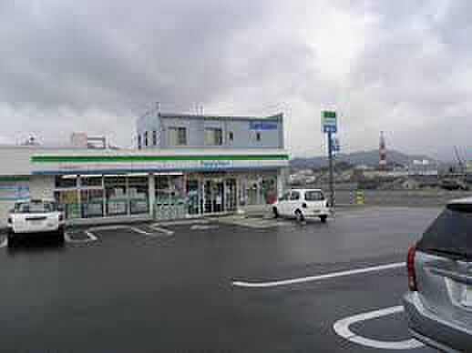 画像18:ファミリーマート 福知山広峯町店（634m）
