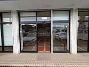 店舗入り口