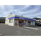 コンビニ「ローソン長野三本柳店まで1077ｍ」