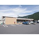 コンビニ「セブンイレブン戸倉店まで574ｍ」