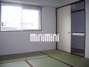 和室で落ち着けます。