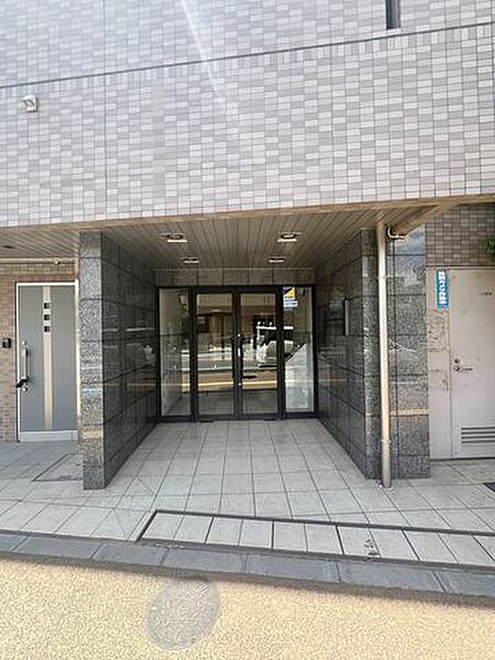 エントランスアプローチ