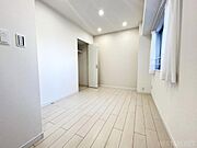 居室のクローゼットやリビング物入など「使うところにしまえる」を設計：洋室約6.0帖