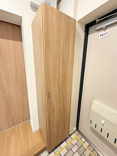 玄関を拡大表示