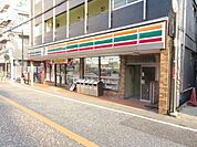 セブンイレブン 107m