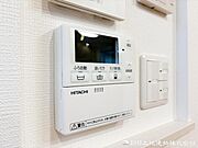 【給湯スイッチ】夕飯時の忙しい時でもボタン一つでいつでも温かいお風呂を沸かすことが出来ます。