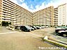 外観：【外観写真】彩られた街区に現出する建物は、ここに住まう方々へ余すこと無く太陽の恵みを届けられるように計画・設計されております。