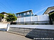 【外観写真】毎日のお散歩も快適な緑に恵まれたエリアは伸び伸びスローライフを叶えてくれます。自然豊富な季節の移ろいを身近に感じられる環境でストレスフリーな生活をお送りください。