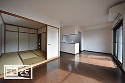 アルファステイツ原尾島 603号室 6階3LDKのリビング/ダイニング