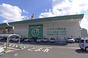 ザグザグ栗林店(ドラッグストア)まで896m