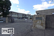 国立香川大学(大学・短大)まで820m