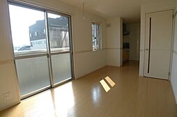 リビングタウン北川添　B棟 B101号室 1階1LDKのリビング/ダイニング