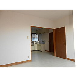 ドミール青山 3階2LDKのリビング/ダイニング