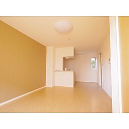 グレイスハイム 1階ワンルームのリビング/ダイニング