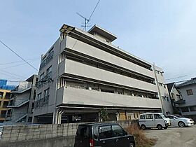 ハイツワイアール 402 ｜ 愛媛県松山市紅葉町（賃貸マンション2K・4階・42.12㎡） その1