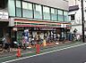 周辺：セブンイレブン 板橋本町駅東店（311m）