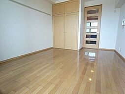 ロイヤルパレス池袋西 10階1Kのリビング/ダイニング