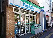 ファミリーマート 本蓮沼駅前店（332m）