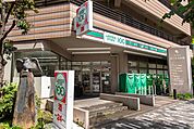 ローソンストア100 LS南池袋三丁目店（455m）