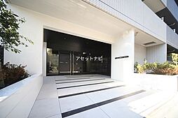 6 / 23