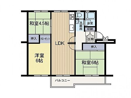 自然あふれる環境で広い敷地にゆったりと建てられている団地住宅です。