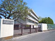 鶴園小学校