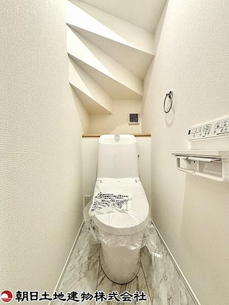 トイレを拡大表示