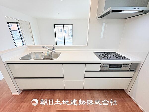 キッチンを拡大表示