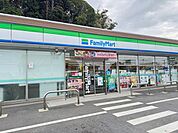 ファミリーマート 袖ヶ浦奈良輪店 徒歩8分。24時間営業。駐車場有。マルチコピー機やATMなどがあります。 640m